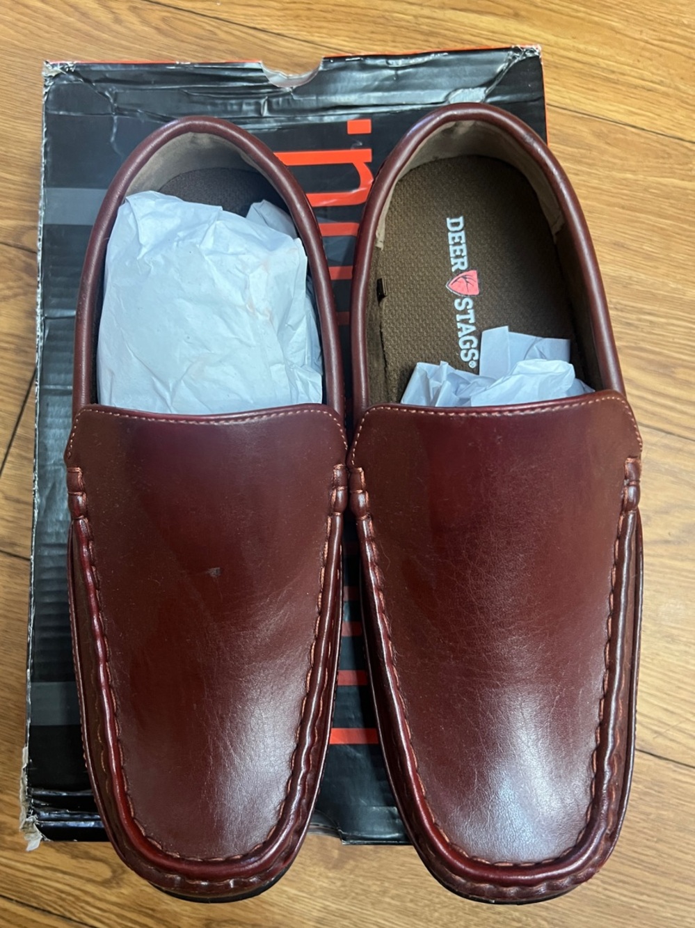 Deer Stags Men’s Chestnut Leather Slip-On Loafers
